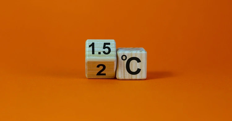 Symbol for limiting global warming. Turned a cube and changed the expression '2 C' to '1.5 C', or vice versa. 