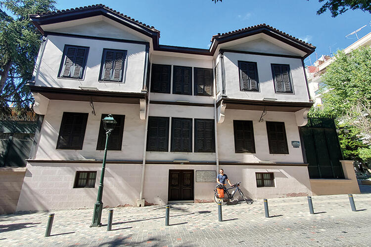 Julian outside Atatürk’s birthplace