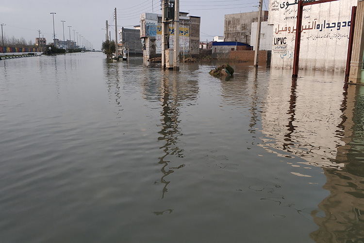 Sky rapids behind extreme flooding in the Middle East