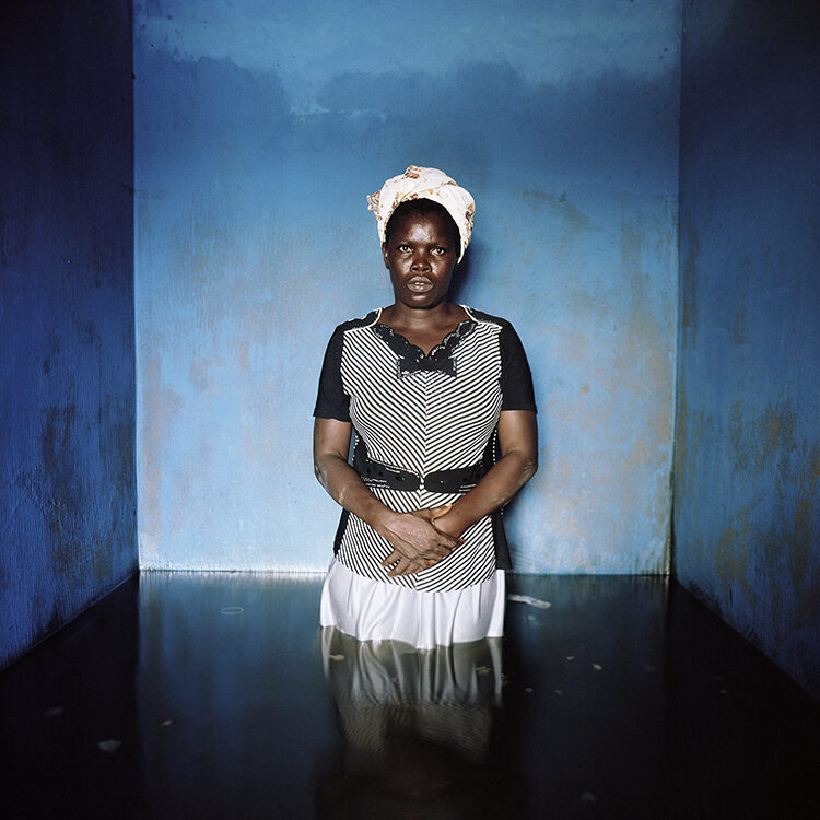 Florence Abraham, Igbogene, Bayelsa State, Nigeria, November 2012 (from the series Submerged Portraits)