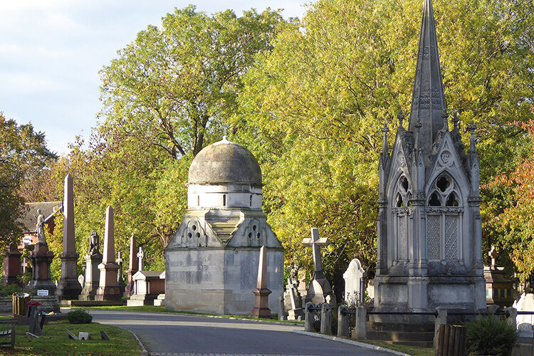 The entrance to West Norwood cemetery