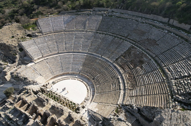 The Great Theatre at
Ephesus, which seats
an audience of 25,000