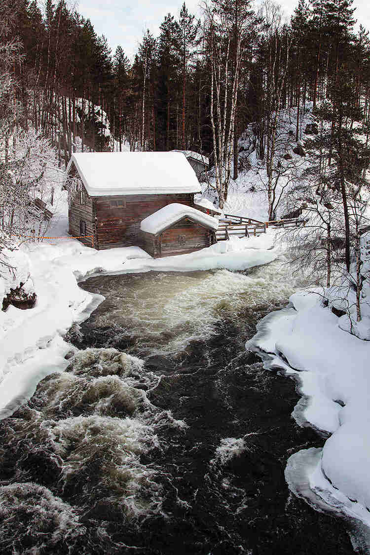 The powerful Myllykoski rapids never freeze, even in the coldest winters
