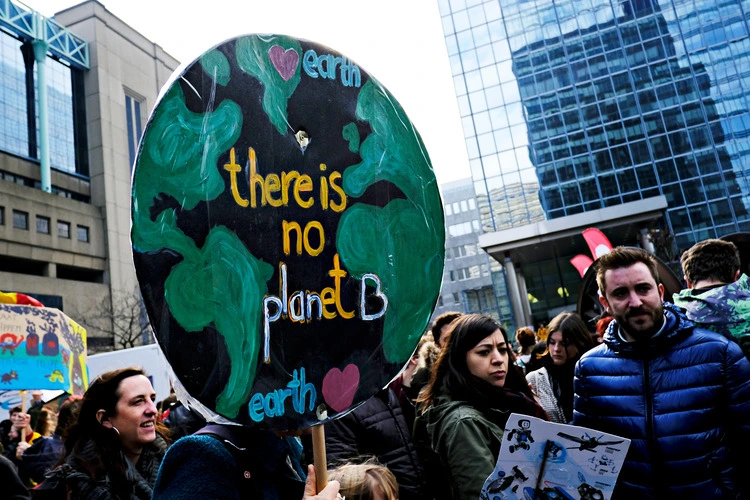 Brussels, Belgium. 21st February 2019. High school and university students stage a protest against the climate policies of the Belgian government.