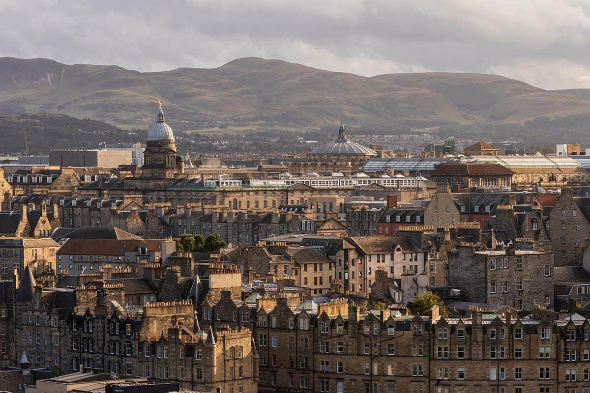 Edinburgh skyline