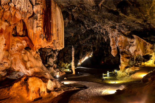 The largest, longest and deepest caves - Geographical