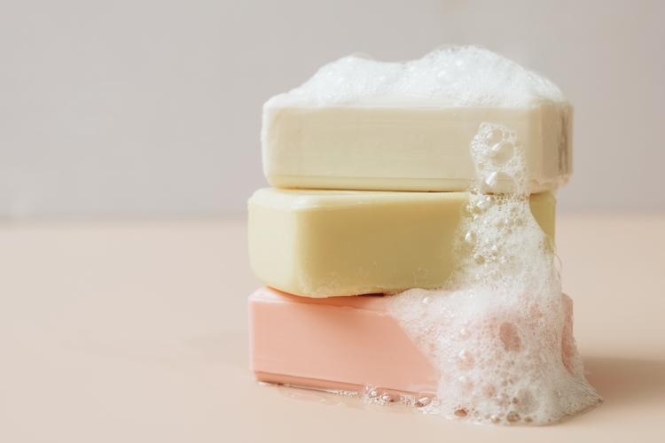 Soap bars with suds