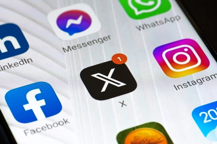 Social media apps up close on phone